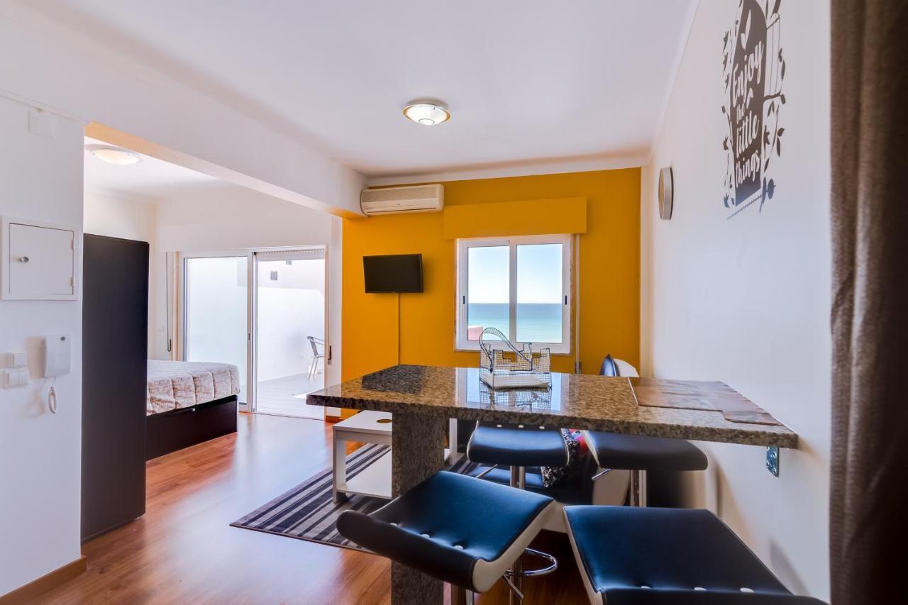 Sky - Wonderful View To The Beach - Quarteira Bagian luar foto